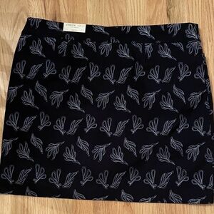 Chico's Navy Blue Skort with lighter blue's Leaf Pattern New with Tags